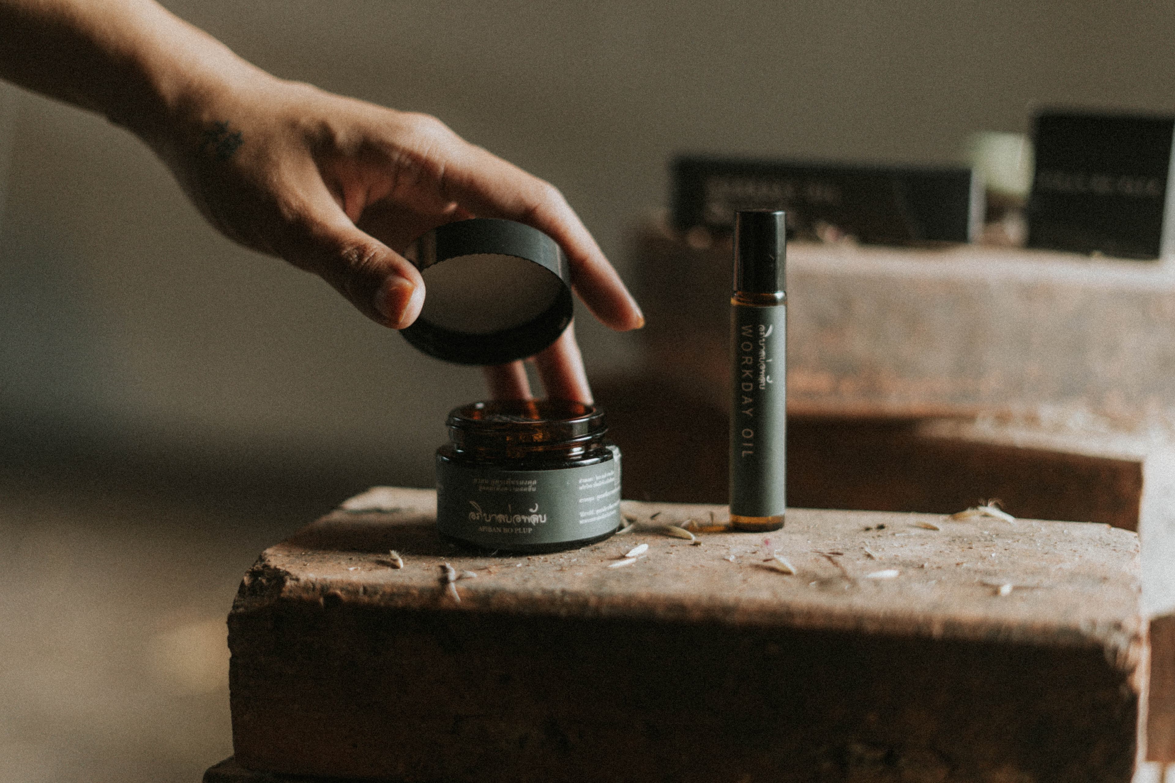 Phetmongkol — product shot
